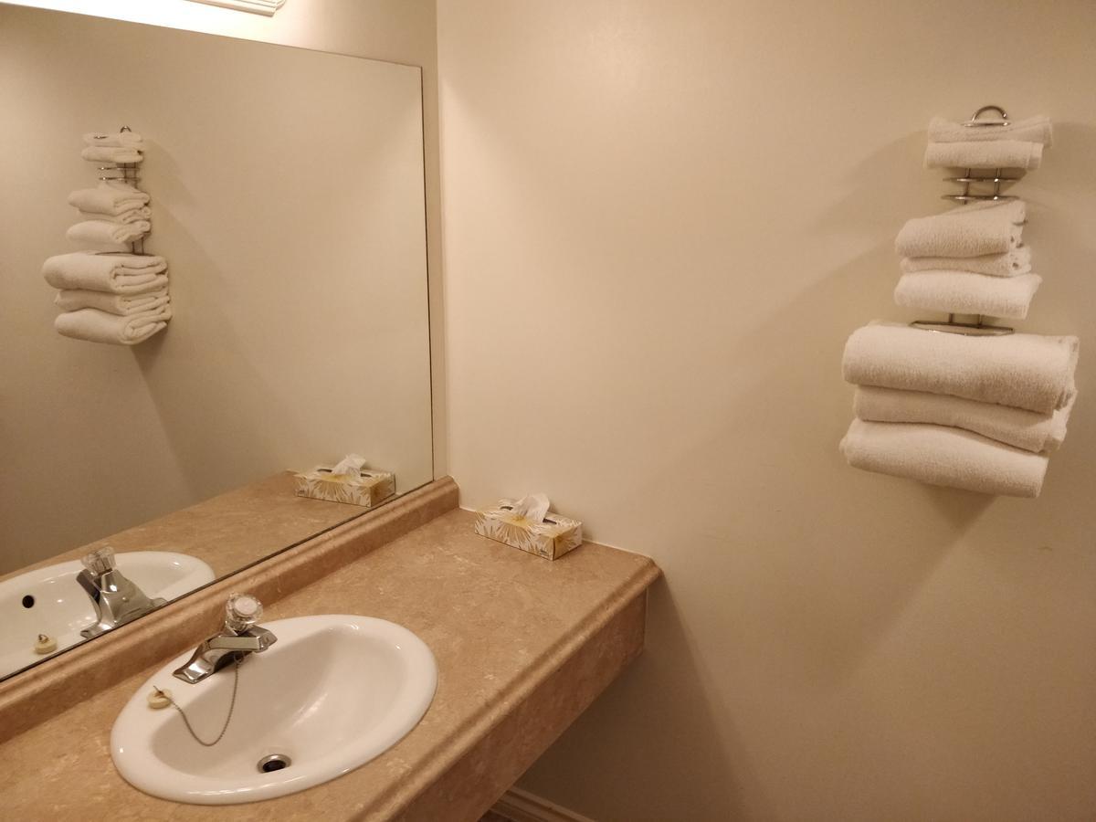 Siesta Inn Vanderhoof Extérieur photo