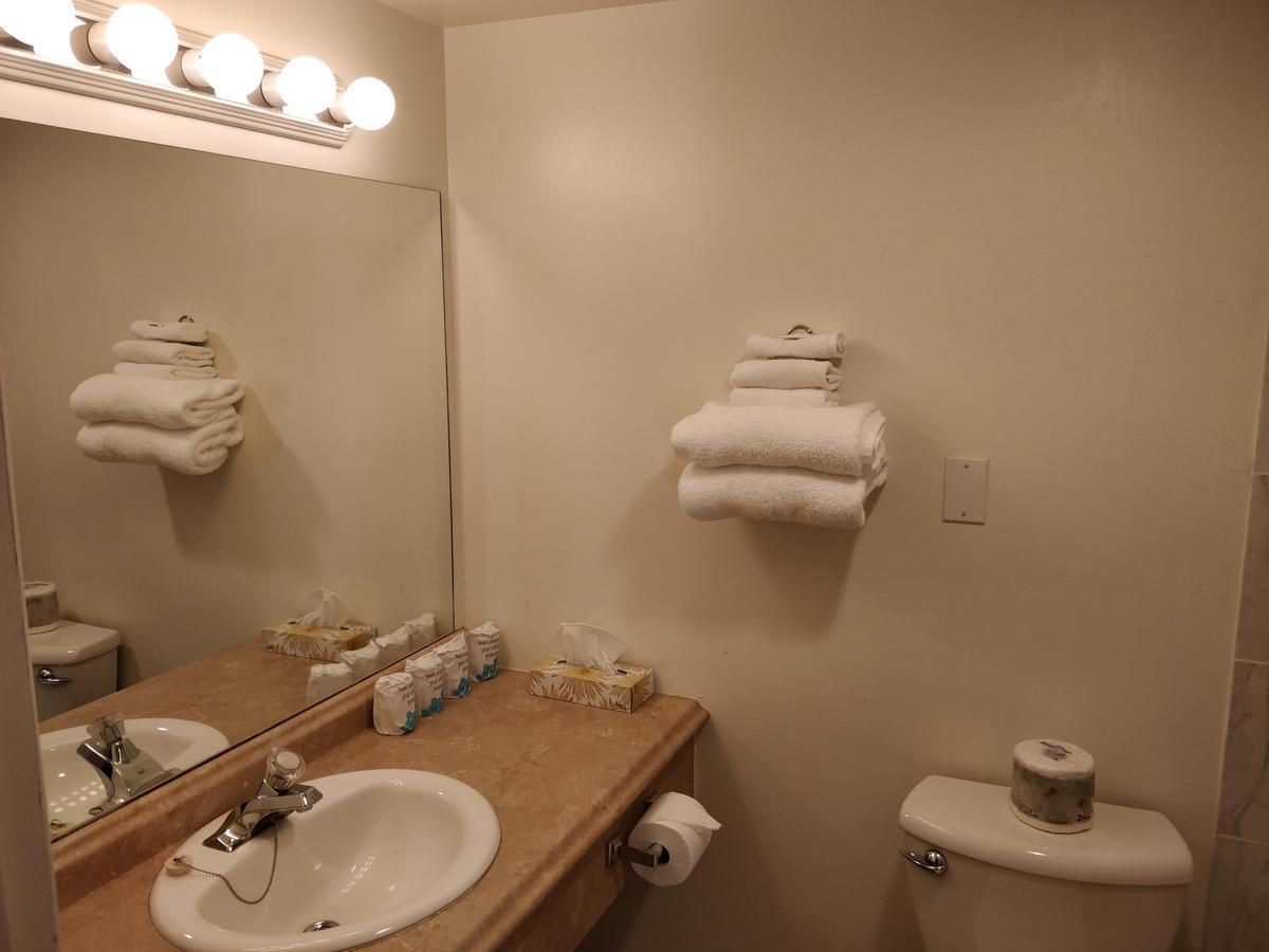 Siesta Inn Vanderhoof Extérieur photo