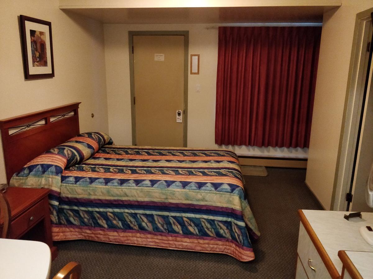 Siesta Inn Vanderhoof Extérieur photo